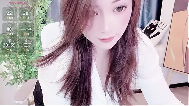 Snapshot of Lyly-zz chatting on 01.12.26 Lyly-zz online show from 01.12.26