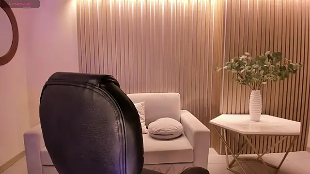 MadisonKane online show from 06.19.26