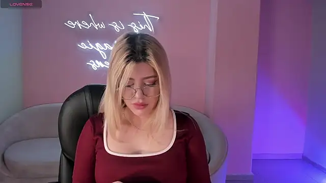 MadisonKane online show from 07.15.26