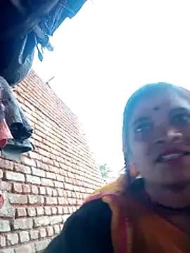 Snapshot of Jyoti_sharma0 chatting on 12.05.25 Jyoti sharma0 online show from 12.05.25