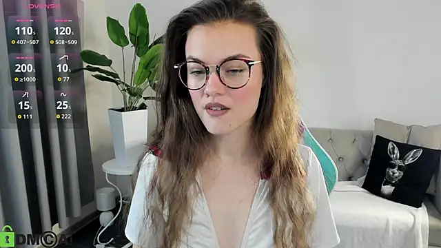 Snapshot of Graceee_ chatting on 02.18.26 Graceee online show from 02.18.26