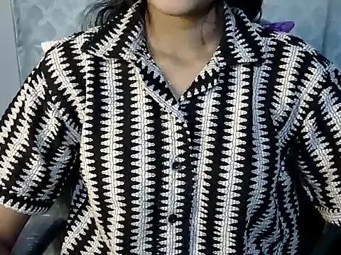 Snapshot of Shab_M chatting on 03.12.26 Shab M online show from 03.12.26