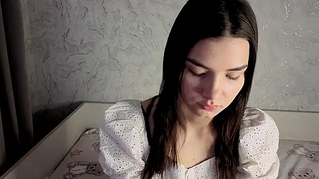 Laura Sunday online show from 03.18.26