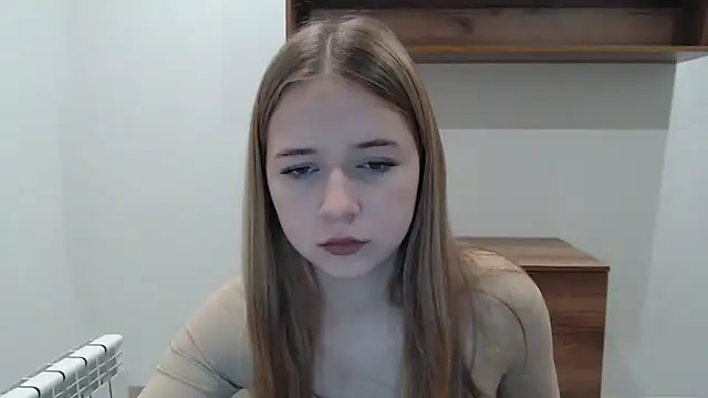 Snapshot of SweetBellaa_ chatting on 12.19.25 SweetBellaa online show from 12.19.25