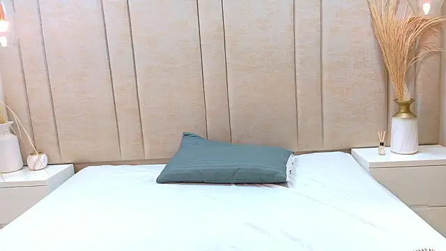 Snapshot of SaraCastillo_ chatting on 02.03.26 SaraCastillo online show from 02.03.26