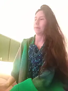 Snapshot of MoonLipsON- chatting on 06.19.26 MoonLipsON- online show from 06.19.26