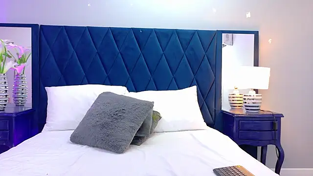 AnnieLeigt online show from 03.16.26