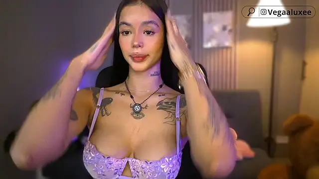 VegaLuxe online show from 05.07.26