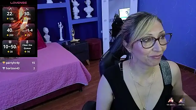 Snapshot of Scarlett_079 chatting on 12.05.25 Scarlett 079 online show from 12.05.25