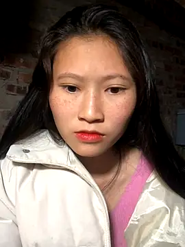 Snapshot of vero-obc chatting on 12.05.25 vero-obc online show from 12.05.25