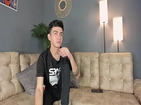 Feiccer Thomson1 online show from 12.14.25