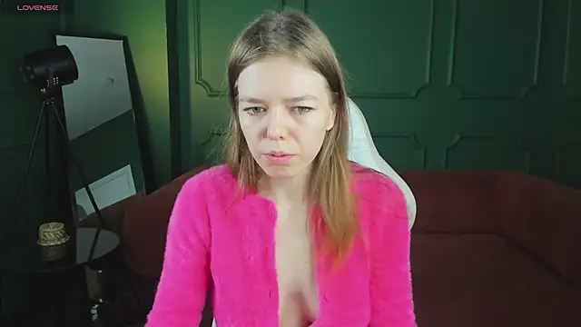 Tina Tayllor  online show from 02.01.26