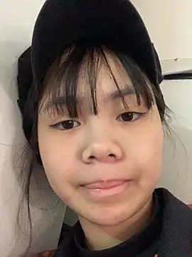 Snapshot of Mon_babyy chatting on 02.01.26 Mon babyy online show from 02.01.26