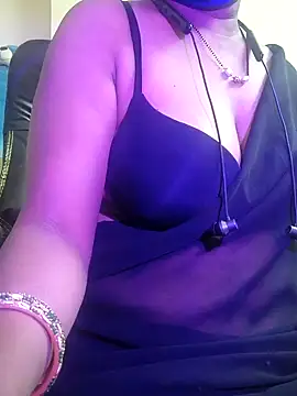 Snapshot of Preeti345 chatting on 06.10.26 Preeti345 online show from 06.10.26