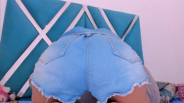 Snapshot of cataleyasantana chatting on 03.20.26 cataleyasantana online show from 03.20.26