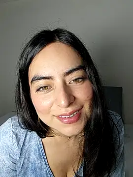 saasha Petit online show from 03.02.26