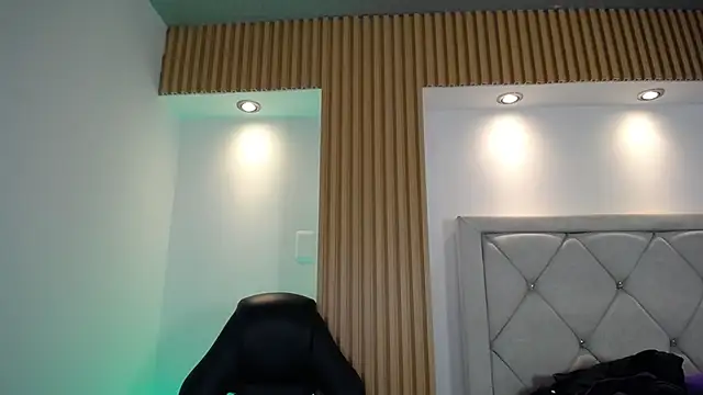 Kat Cute online show from 05.05.26