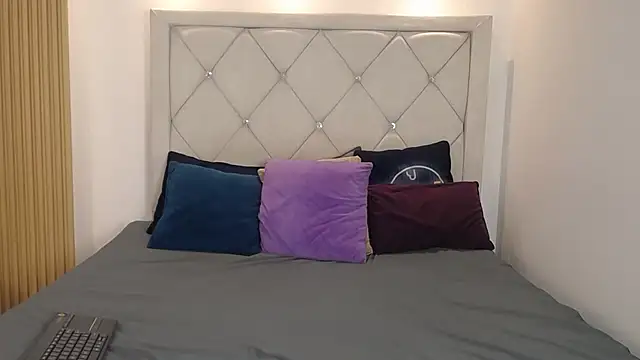 Kat Cute online show from 05.07.26