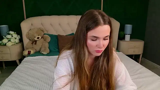 Lina Sinerz online show from 04.22.26
