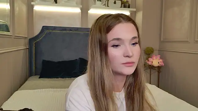 Lina Sinerz online show from 06.12.26
