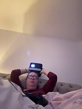 LavenderBrielle online show from 02.01.26