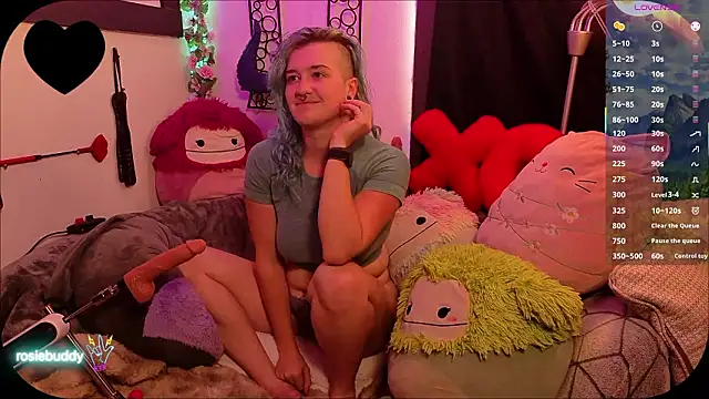 Snapshot of rosiebuddy chatting on 02.22.26 rosiebuddy online show from 02.22.26