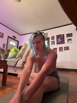 Snapshot of rosiebuddy chatting on 02.24.26 rosiebuddy online show from 02.24.26