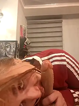 Magenta Moon online show from 01.09.26