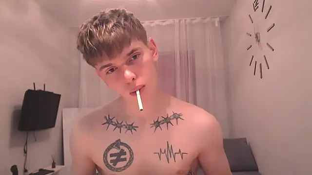 Snapshot of Fredd_Xanders chatting on 06.23.26 Fredd Xanders online show from 06.23.26