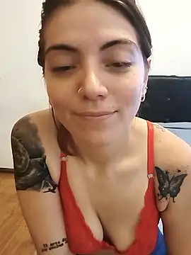 Snapshot of Ceciihot chatting on 01.12.26 Ceciihot online show from 01.12.26