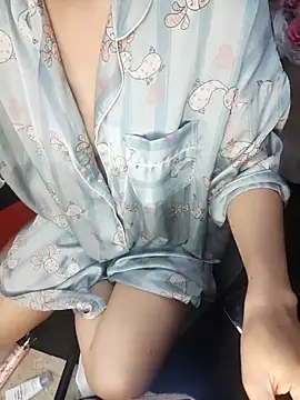 Snapshot of Alone_nothing chatting on 01.17.26 Alone nothing online show from 01.17.26