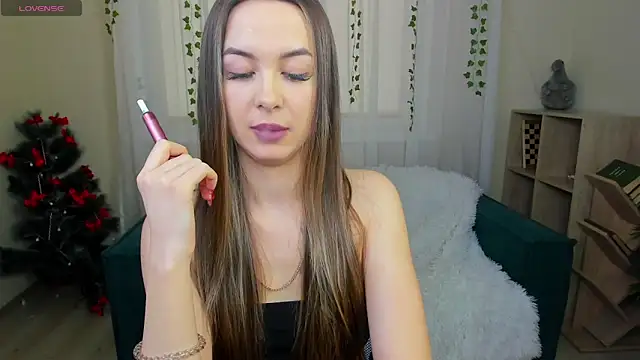 LunaCurly  online show from 01.17.26