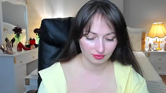 Snapshot of RosiAlina chatting on 06.08.26 RosiAlina online show from 06.08.26