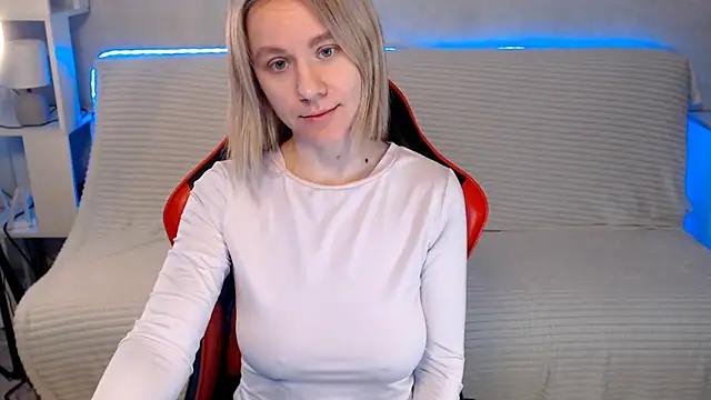 MiaBun1 online show from 04.23.26