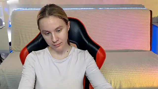 MiaBun1 online show from 05.02.26