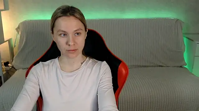 MiaBun1 online show from 05.06.26
