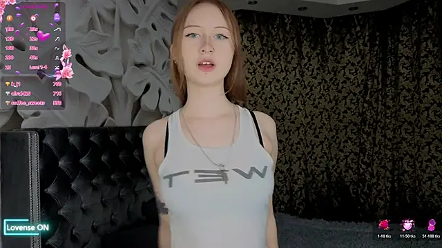 Snapshot of EvaaAnderson chatting on 07.05.26 EvaaAnderson online show from 07.05.26