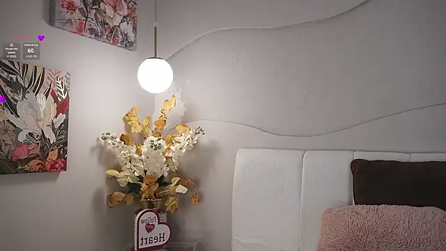 SaraJonesxx online show from 03.10.26