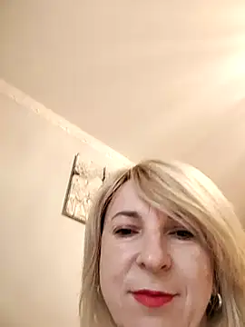 AhlyssaLove1155 online show from 05.05.26