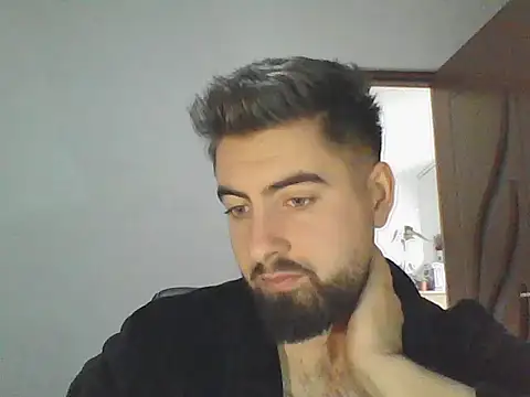 Snapshot of iigabi chatting on 12.19.25 iigabi online show from 12.19.25