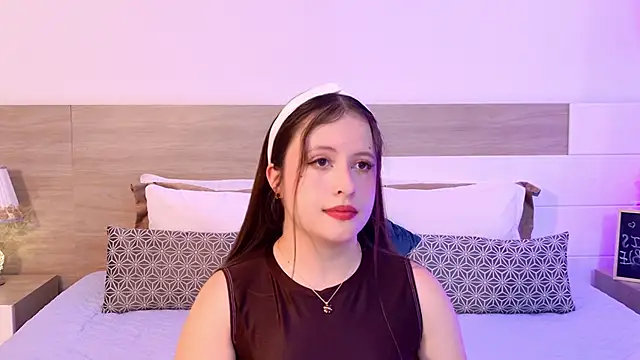 BellaFlecher online show from 02.21.26