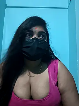 Snapshot of Shaksana-reddy chatting on 12.17.25 Shaksana-reddy online show from 12.17.25