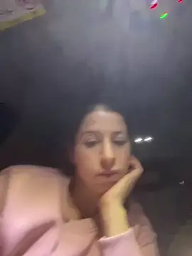 Snapshot of coupledeea chatting on 12.19.25 coupledeea online show from 12.19.25