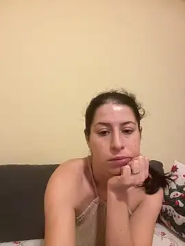 Snapshot of coupledeea chatting on 12.21.25 coupledeea online show from 12.21.25