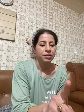 Snapshot of coupledeea chatting on 01.15.26 coupledeea online show from 01.15.26