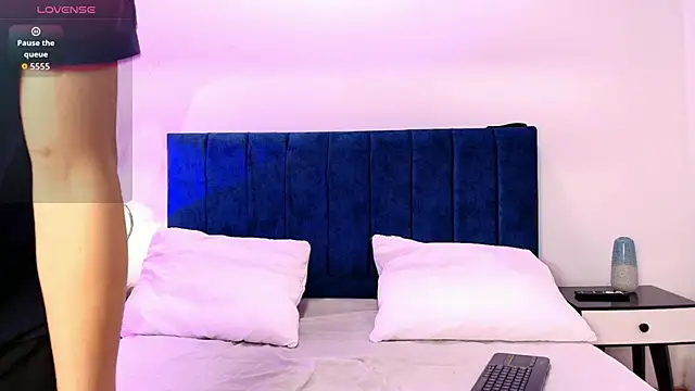 Kris Storm online show from 12.22.25