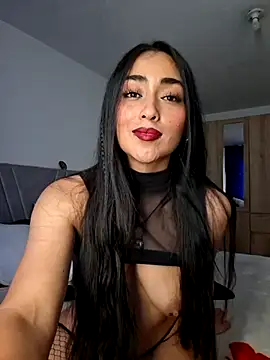 Snapshot of love_samantha chatting on 12.17.25 love samantha online show from 12.17.25