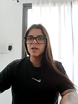 Snapshot of lililovexx chatting on 02.03.26 lililovexx online show from 02.03.26