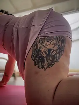 Snapshot of VanesssaMilf_ chatting on 01.16.26 VanesssaMilf online show from 01.16.26