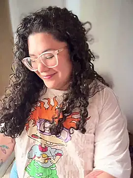 Snapshot of VanesssaMilf_ chatting on 07.29.26 VanesssaMilf online show from 07.29.26